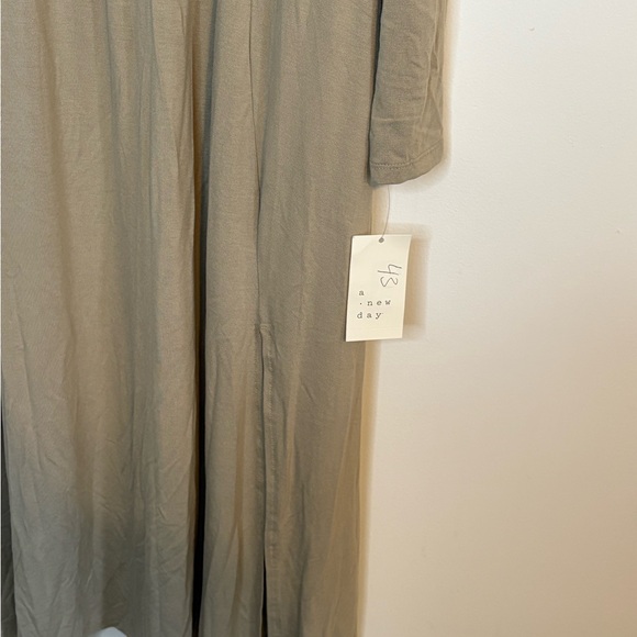 A New Day Cream Long Sleeve Maxi Dress With Pockets Size Large Modest NWT - Picture 3 of 5